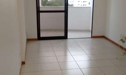 Apartamento com 3 quartos para alugar na Rua Xingu, Stiep, Salvador