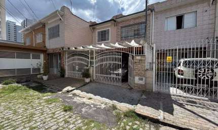 Sobrado em Vila Fechada no Tatuapé: Conforto e Localização Privilegiada