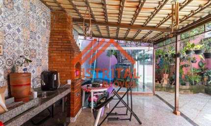 Casa Geminada à venda, 4 quartos, 1 suíte, 3 vagas, Manacás - Belo Horizonte/MG