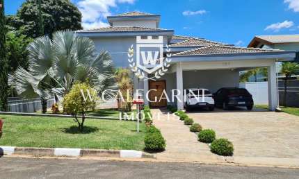 Belíssimo Sobrado à venda - Condomínio Residencial dos Lagos