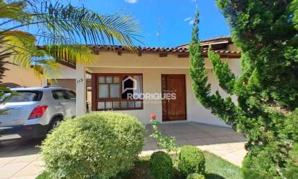 Casa com 2 quartos à venda na Humaita, 115, Duque de Caxias, São Leopoldo por R$ 585.000