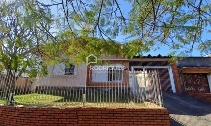 Casa com 2 quartos para alugar na Rua São Domingos, 1556, Centro, São Leopoldo por R$ 7.000