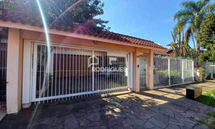 Casa com 3 quartos à venda na Rua Padre Cristóvão de Mendonza, 222, Cristo Rei, São Leopoldo por R$ 852.000