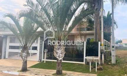 Casa com 2 quartos à venda na Rua Flávio da Silveira, 105, Lomba Grande, Novo Hamburgo por R$ 795.000