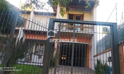 Casa com 2 quartos à venda na Rua Padre Pedro Schneider, 52, Cristo Rei, São Leopoldo por R$ 620.000