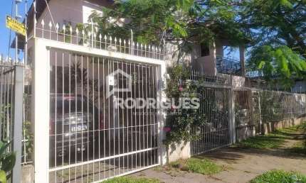 Casa com 3 quartos à venda na Avenida John Kennedy, 43, Santa Teresa, São Leopoldo por R$ 600.000