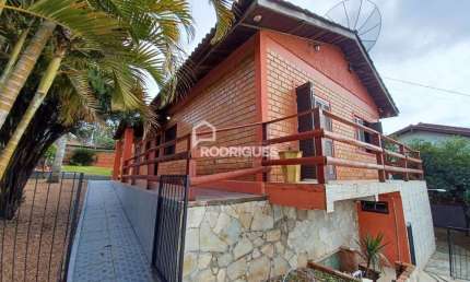 Casa com 3 quartos à venda na Rua Marisa Faller, 112, Feitoria, São Leopoldo por R$ 790.000