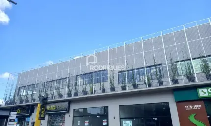 Sala comercial para alugar na Avenida Brasil, 53, Centro, Portão por R$ 2.780