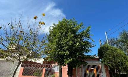 Casa com 3 quartos à venda na Rua Bolívia, 257, Pinheiro, São Leopoldo por R$ 720.000
