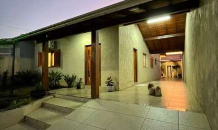 Casa com 4 quartos à venda na Rua Theodomiro José de Mello, 244, Feitoria, São Leopoldo por R$ 630.000