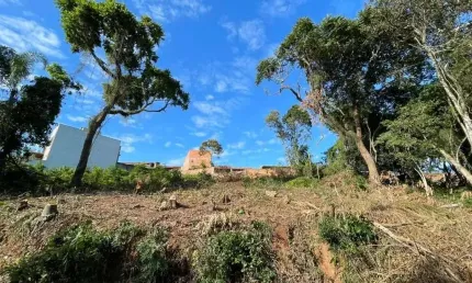 Terreno à venda na Rua Leopoldo Freitas, 663, Santo André, São Leopoldo por R$ 180.000