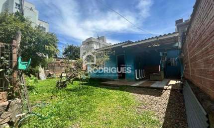 Casa com 2 quartos à venda na Rua Borges de Medeiros, 225, Morro do Espelho, São Leopoldo por R$ 400.000