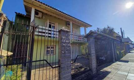 Casa com 3 quartos à venda na Rua Blumenau, 401, Santo André, São Leopoldo por R$ 360.000