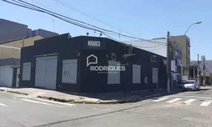 Ponto comercial à venda na Rua Osvaldo Aranha, 1238, Centro, São Leopoldo por R$ 1.590.000