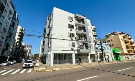Apartamento com 2 quartos para alugar na Rua José Bonifácio, 11, Centro, São Leopoldo por R$ 1.500