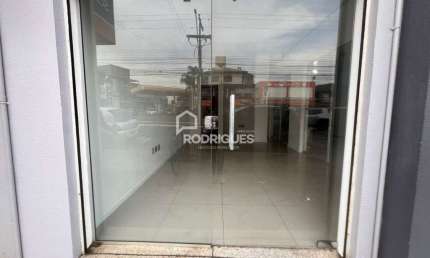 Ponto comercial para alugar na Brasil, 546, Centro, Portão por R$ 2.780