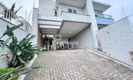 Casa com 3 quartos à venda na Rua Santiago, 122, Santo André, São Leopoldo por R$ 755.000
