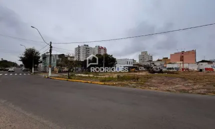 Terreno à venda na Avenida Dom João Becker, 988, Centro, São Leopoldo por R$ 5.000.000