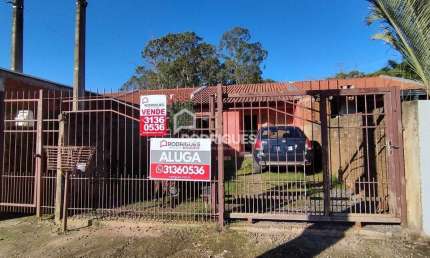 Casa com 2 quartos para alugar na Carlos Augusto de Souza, 184, Arroio da Manteiga, São Leopoldo por R$ 1.300