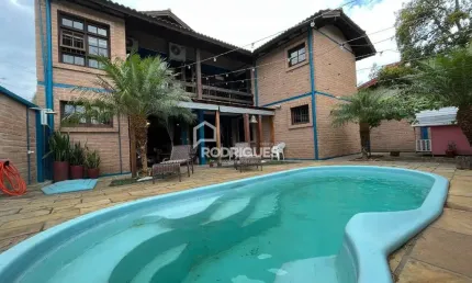 Casa com 4 quartos à venda na Rua América, 580, Morro do Espelho, São Leopoldo por R$ 1.250.000