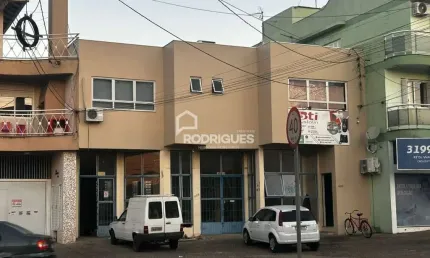 Ponto comercial para alugar na Avenida Brasil, 683, Centro, Portão por R$ 15.100