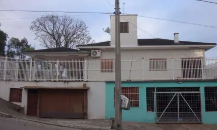 Casa com 2 quartos à venda na Lageado, 165, Campestre, São Leopoldo por R$ 550.000