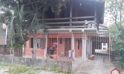 Casa com 7 quartos à venda na Reinaldo Georg, 185, Santo André, São Leopoldo por R$ 550.000