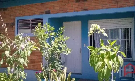 Casa com 3 quartos à venda na Avenida Oitavo BC, 640, Fião, São Leopoldo por R$ 450.000