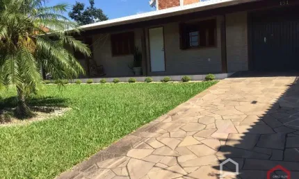 Casa com 3 quartos à venda na Adalbério Stumpf, 151, Feitoria, São Leopoldo por R$ 499.000