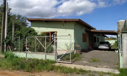 Casa com 2 quartos para alugar na estrada do walahai, 641, lomba grande, novo hamburgo por r$ 1.900