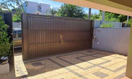 Casa com 5 quartos para alugar na Cidade Jardim, São Carlos  por R$ 5.256