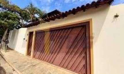 Casa com 4 quartos para alugar na Cidade Jardim, São Carlos 