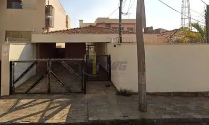 Casa com 3 quartos para alugar no Jardim Paraíso, São Carlos  por R$ 5.556
