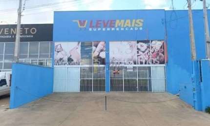 Barracão / Galpão / Depósito com 2 salas para alugar no Jardim Embaré, São Carlos  por R$ 3.889