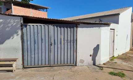 Casa com 1 quarto para alugar no Jardim Jóckei Club A, São Carlos  por R$ 1.112