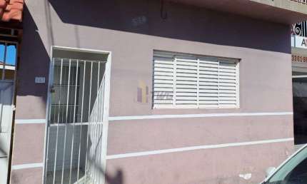 Casa com 1 quarto para alugar na Vila Brasília, São Carlos  por R$ 793