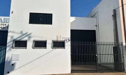 Barracão / Galpão / Depósito para alugar no Parque São José, São Carlos  por R$ 6.945