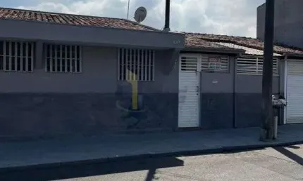 Casa com 2 quartos para alugar na Vila Prado, São Carlos  por R$ 1.659