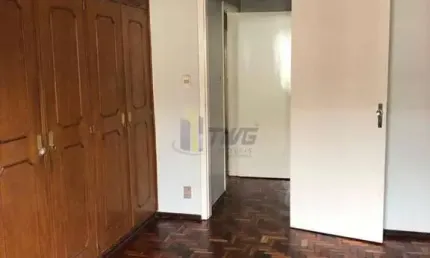 Casa com 4 quartos para alugar na Cidade Jardim, São Carlos 