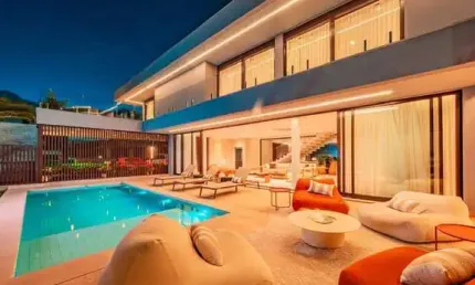 Casa à Venda em Condomínio com 4 Suítes no Solaia sendo 568,94m².