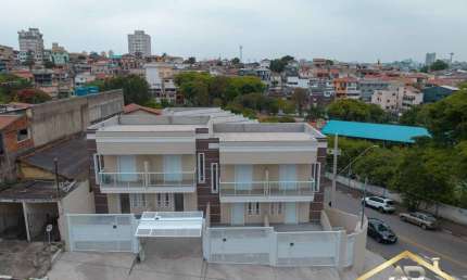 Sobrados Novos 2 Dormitórios, 2 Vagas na Vila Osasco.