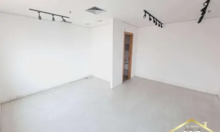 Sala Comercial 31m²  - Pronta na Vila Osasco - Aceita Financiamento.