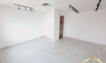 Sala Comercial 31m²  - Pronta na Vila Osasco - Aceita Financiamento.