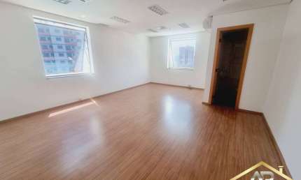 Sala Comercial sendo 31m² para locação, Pronta na Vila Osasco.