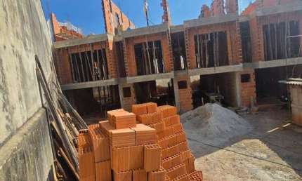 4 Sobrados em Construção - Condomínio fechado, Umuarama, Osasco, São Paulo.