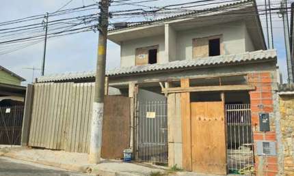 Sobrados Novos sendo, 3 Suítes e 4 Vagas, no Umuarama em Osasco-SP.