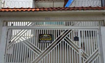 Sobrado sendo 3 Quartos e 4 Vagas no Bela Vista em Osasco.
