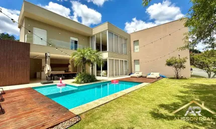 Belíssima Casa em Condomínio, 4 suítes, 6 Banheiros, 410m² - Jandira - SP.