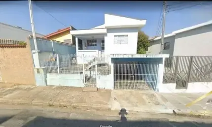 Casa Térrea Jd. das Flôres/Pestana 03 dormitórios + edícula com 02 quartos.