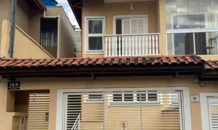 Sobrado com 3 Quartos e 3 banheiros, 125m² - Vila Yara - Osasco/SP.